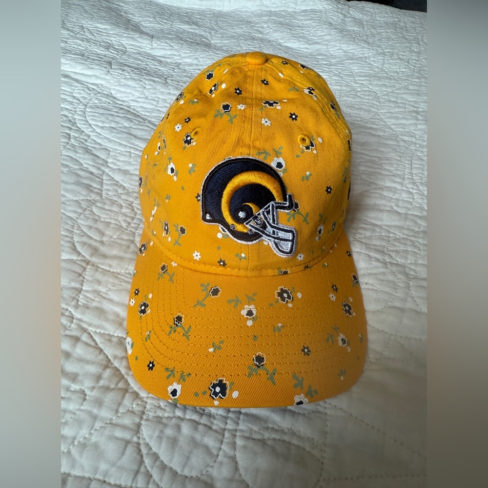 Women’s Los Angeles Rams NFL football Yellow Floral baseball cap NWT